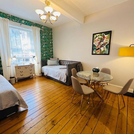 Old Town Centre Apartment 5 Mins To Edinburgh Castle المظهر الخارجي الصورة